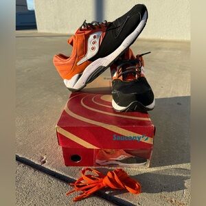 Saucony Grid 9,000 Black & Orange Mens Shoes